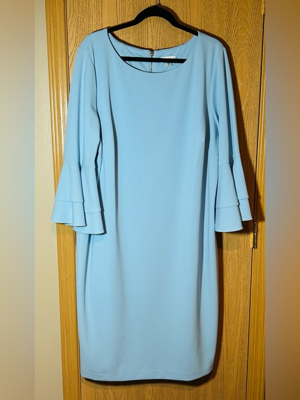 Calvin Klein Women’s Light Blue Tiered Ruffle Sleeve Lined Sheath Dress in 22W